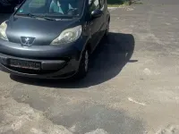 Gebraucht Peugeot 107 68 PS (50 kW) 2008 Schwarz Kleinwagen