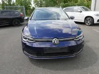Second-hand VW Golf VIII Active 150 CP (110 kW) 2022 Albastru Berlinǎ