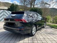 Second-hand VW Golf VIII Life 116 CP (85 kW) 2023 Negru Break