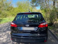 Usata Ford Focus 125 CV (91 kW) 2011 Nero Station wagon
