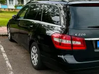 Gebraucht Mercedes E220 170 PS (125 kW) 2012 Schwarz Kombi