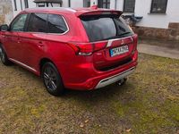 Gebraucht Mitsubishi Outlander P-HEV 224 PS (164 kW) 2019 Rot SUV