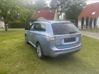 Gebraucht Mitsubishi Outlander P-HEV Plus 121 PS (88 kW) 2014 Blau SUV