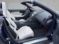 Gebraucht Jaguar F-Type R-Dynamic 304 PS (223 kW) 2024 Portofino blue Cabrio