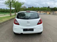 Gebraucht Opel Corsa Selection 80 PS (58 kW) 2009 Casabl/arctic/eisweiss/kaolin Limousine
