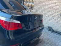 Gebraucht BMW 525 197 PS (144 kW) 2004 Schwarz Limousine