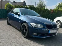 Gebraucht BMW 318 143 PS (105 kW) 2012 Blau Coupé
