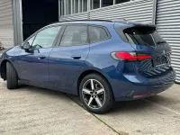 Gebraucht BMW 218 136 PS (100 kW) 2024 Phytonicblau metallic Van / Kleinbus