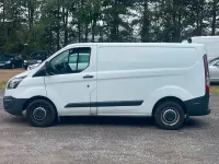 Gebraucht Ford Transit Custom 105 PS (77 kW) 2017 Weiß Van