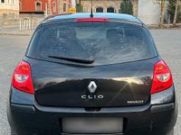 Gebraucht Renault Clio II 75 PS (55 kW) 2006 Schwarz Kleinwagen