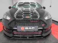 Gebraucht Ford Focus ST 250 PS (183 kW) 2018 Schwarz Limousine
