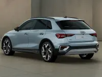 Second-hand Audi A3 Ambiente 150 CP (110 kW) 2025 Gri Berlinǎ