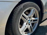 Gebraucht BMW 318 143 PS (105 kW) 2011 Grau Kombi