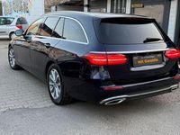 Gebraucht Mercedes E200 160 PS (117 kW) 2020 Blau Kombi