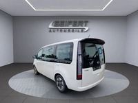 Gebraucht Hyundai Staria Trend 224 PS (164 kW) 2024 Creamy white Van / Kleinbus
