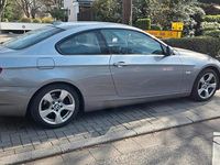Gebraucht BMW 320 170 PS (125 kW) 2010 Grau Coupé