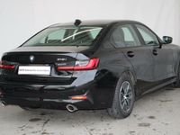 gebraucht BMW 318 iA Lim. Advantage LiveCockp.Klimaaut.PDC.SHZ