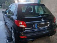 Gebraucht Peugeot 206 75 PS (55 kW) 2010 Schwarz Limousine