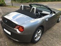 Gebraucht BMW Z4 170 PS (125 kW) 2005 Grau Cabrio