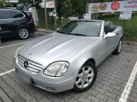 Gebraucht Mercedes SLK230 193 PS (141 kW) 1997 Silber Cabrio