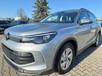 Gebraucht VW Tiguan Life 150 PS (110 kW) 2025 Silber SUV