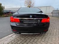 Gebraucht BMW 760 544 PS (400 kW) 2011 Grau Limousine