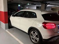 Gebraucht Mercedes GLA180 Urban 122 PS (89 kW) 2016 Weiß SUV