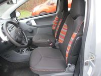 Gebraucht Citroën C1 68 PS (50 kW) 2011 Grau Kleinwagen