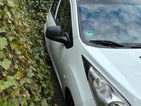 Second-hand Chevrolet Spark 68 CP (50 kW) 2011 Alb Hatchback