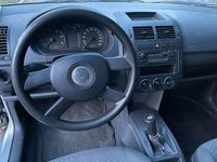 Gebraucht VW Polo 64 PS (47 kW) 2003 Silber Kleinwagen