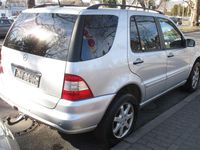 Gebraucht Mercedes ML400 250 PS (183 kW) 2004 Grau SUV