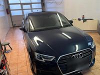 Gebraucht Audi A3 Comfort 116 PS (85 kW) 2017 Blau Kleinwagen