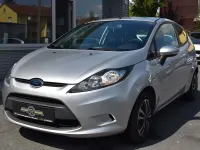 Gebraucht Ford Fiesta Trend 60 PS (44 kW) 2012 Silber Kleinwagen