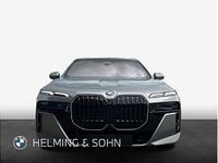 Gebraucht BMW 740 299 PS (219 kW) 2025 Grau (oxidgrau metallic) Limousine