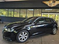 Gebraucht Audi A3 Ambiente 448 PS (329 kW) 2013 Schwarz Limousine