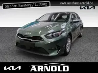 Usado Kia Ceed Vision 140 CV (102 kW) 2025 Verde Utilitario