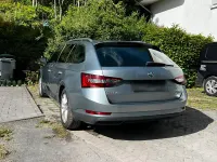 Gebraucht Skoda Superb 150 PS (110 kW) 2016 Grau Kombi