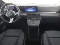 Gebraucht Mercedes V300 Avantgarde 237 PS (174 kW) 2025 Obsidianschwarz metallic Van / Kleinbus