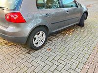 Gebraucht VW Golf V 90 PS (66 kW) 2005 Beige Kleinwagen