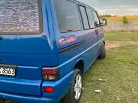 Gebraucht VW T4 102 PS (75 kW) 1999 Blau Van