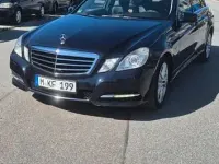Gebraucht Mercedes E220 Avantgarde 170 PS (125 kW) 2010 Blau Limousine