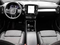 Gebraucht Volvo XC40 Plus 163 PS (119 kW) 2023 Weiß SUV