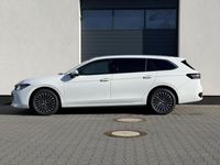 Neu VW Passat Elegance 150 PS (110 kW) 2026 Weiß Kombi