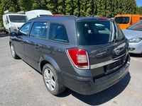 Gebraucht Opel Astra Edition 110 PS (80 kW) 2009 Grau Kombi