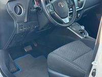 Gebraucht Toyota Auris 2015 Silber Kombi