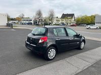 Gebraucht Renault Clio II Dynamique 75 PS (55 kW) 2011 Schwarz Limousine
