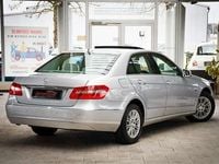 Gebraucht Mercedes E220 Elegance 170 PS (125 kW) 2010 Silber (iridiumsilber) Limousine