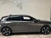 Gebraucht Opel Astra 131 PS (96 kW) 2025 Grau metallic Kleinwagen