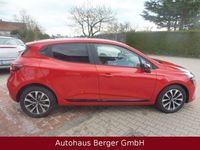 Neu Mitsubishi Colt Plus 91 PS (66 kW) 2025 Rot Limousine