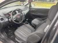 Gebraucht Fiat Punto 65 PS (47 kW) 2011 Schwarz Kleinwagen